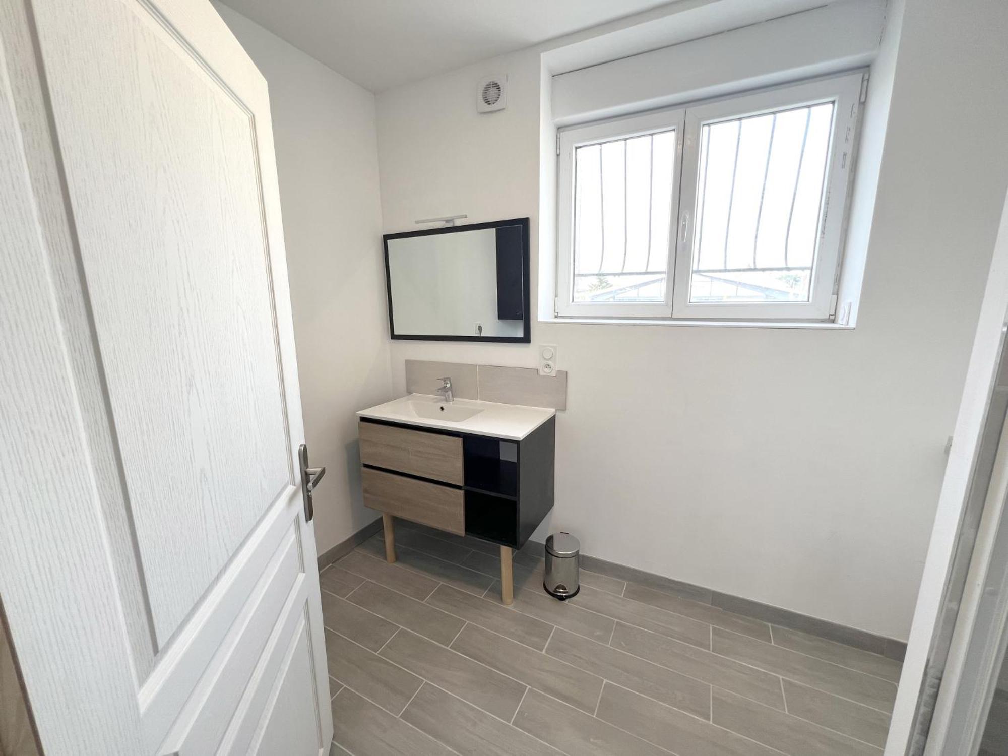178B - Appartement T2 Tout Confort - Wifi Netflix Le Gond-Pontouvre Extérieur photo